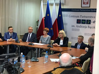 Krajowa Rada Konsultacyjna ds Osób Niepełnosprawnych. W posiedzeniu bierze udział Anna Węgrzynowicz Dyrektor ds Organizacyjnych POPON